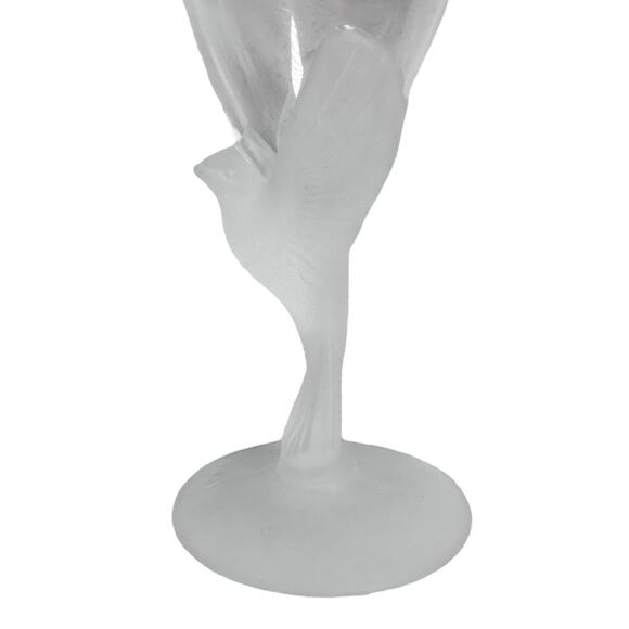 Sasaki Wings Crystal Wine Glasses 7" White Design Elegant Glassware Set of 4 - Picture 5 of 8